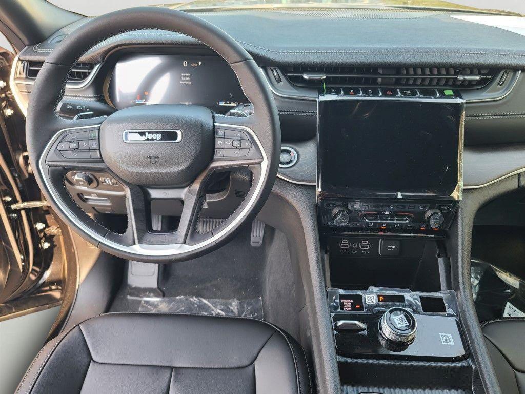 new 2025 Jeep Grand Cherokee L car, priced at $47,731
