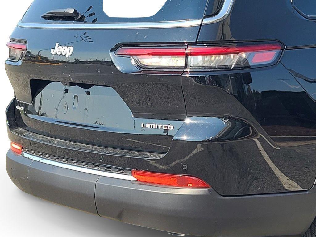 new 2025 Jeep Grand Cherokee L car, priced at $47,731