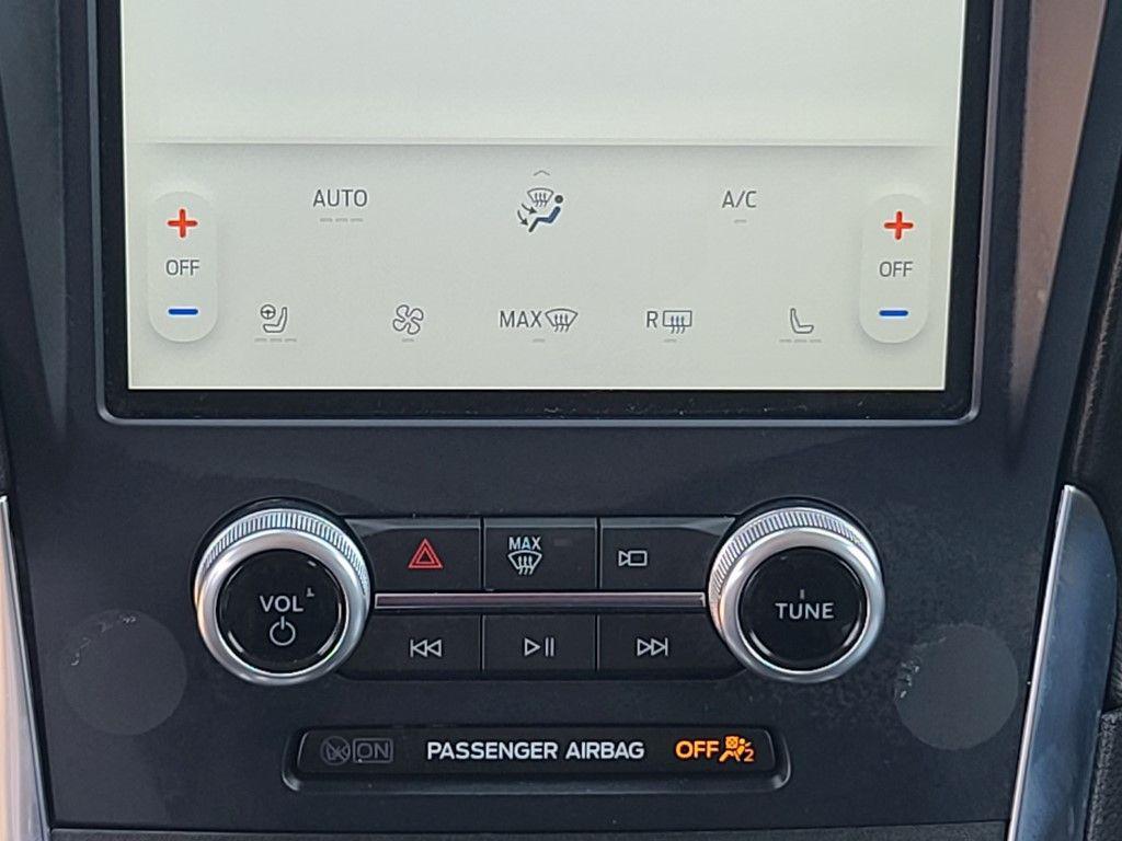 used 2022 Ford Edge car, priced at $20,900