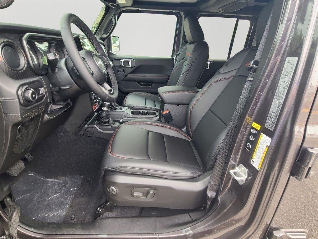 new 2025 Jeep Wrangler car, priced at $62,910