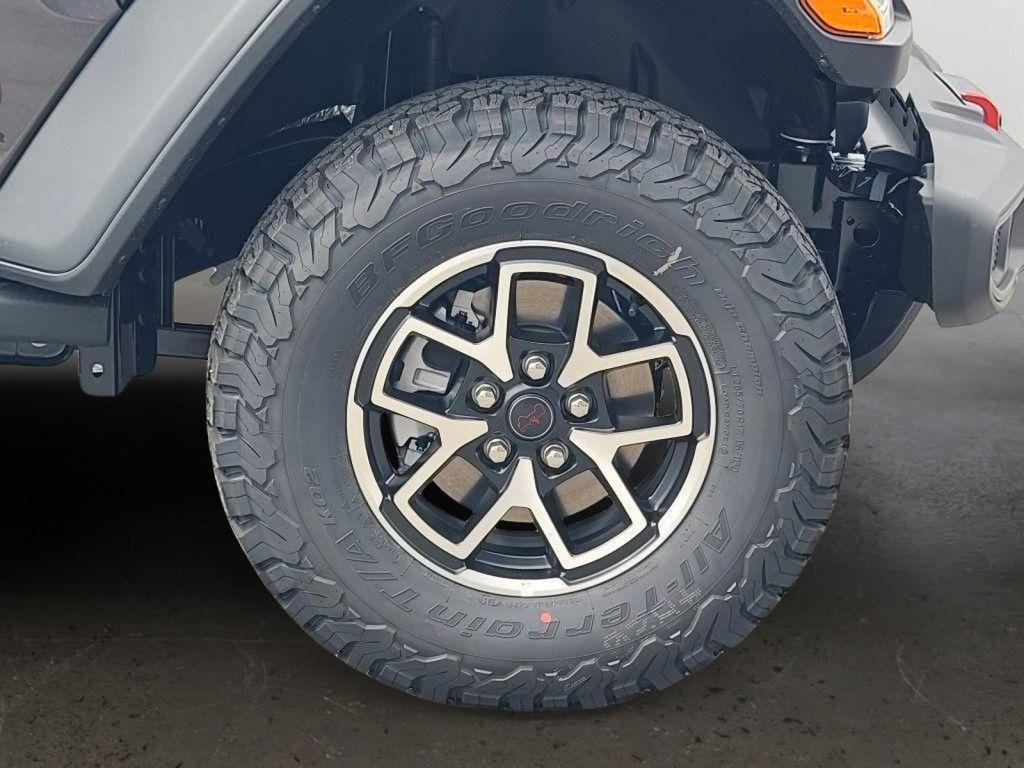 new 2025 Jeep Wrangler car, priced at $62,910