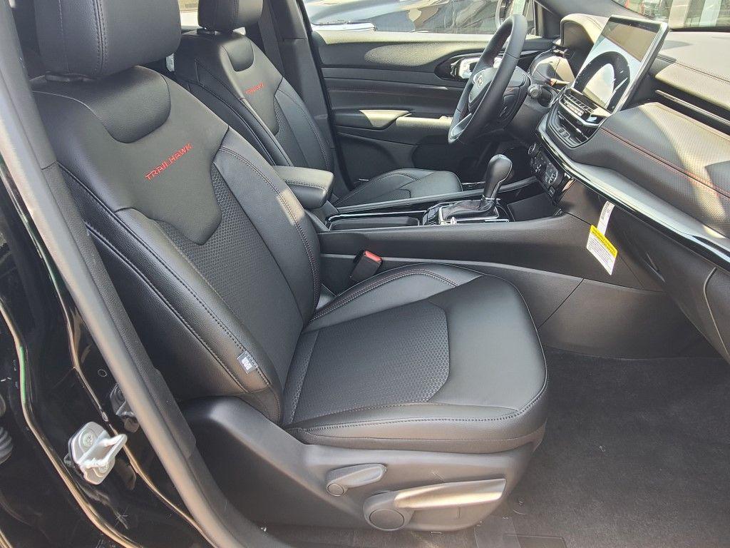 new 2025 Jeep Compass car, priced at $37,573