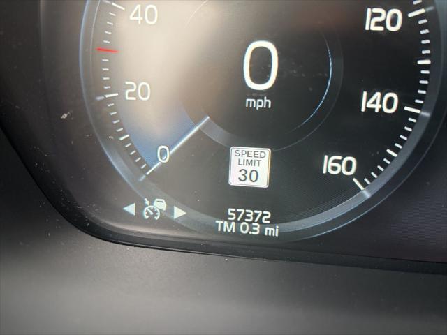 used 2022 Volvo S60 Recharge Plug-In Hybrid car, priced at $31,999