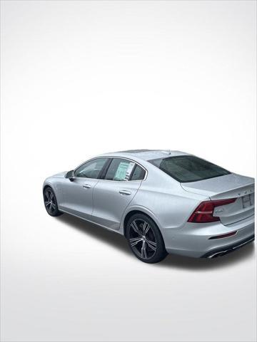 used 2022 Volvo S60 Recharge Plug-In Hybrid car, priced at $31,999