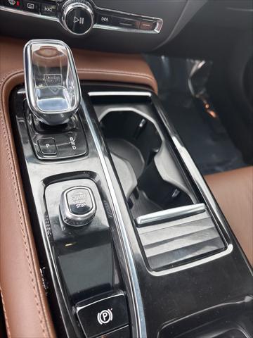 used 2022 Volvo S60 Recharge Plug-In Hybrid car, priced at $31,999