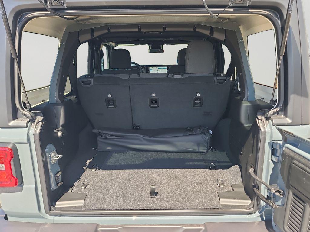 new 2025 Jeep Wrangler car, priced at $47,638