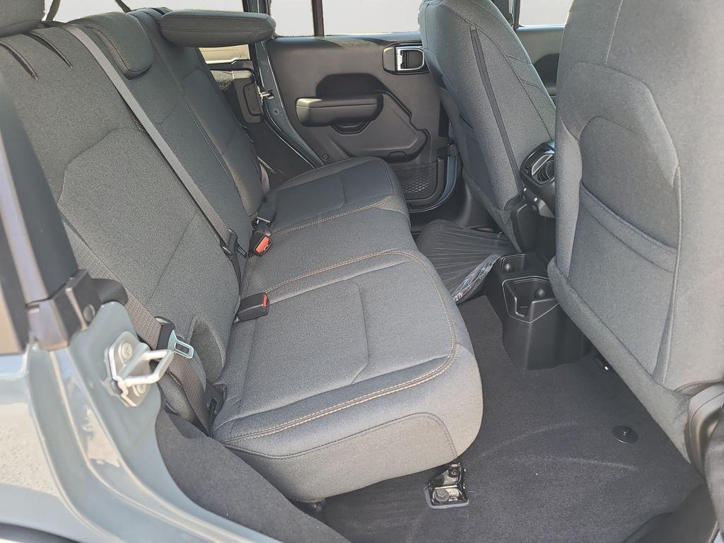 new 2025 Jeep Wrangler car, priced at $47,638