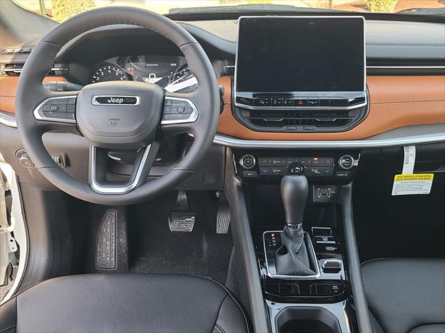 new 2025 Jeep Compass car, priced at $32,995