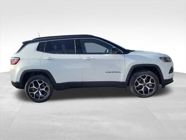 new 2025 Jeep Compass car, priced at $32,995