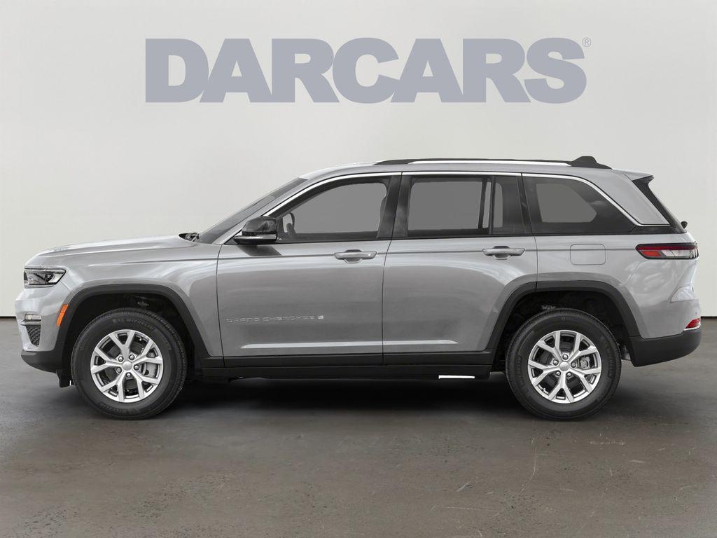 new 2025 Jeep Grand Cherokee car, priced at $40,290