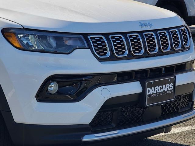 new 2025 Jeep Compass car, priced at $30,995