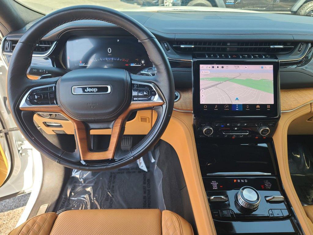 used 2022 Jeep Grand Cherokee car, priced at $44,900