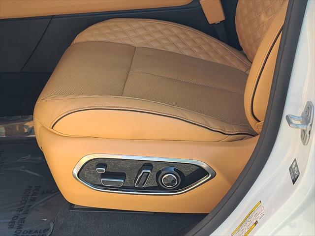 used 2022 Jeep Grand Cherokee car, priced at $46,400