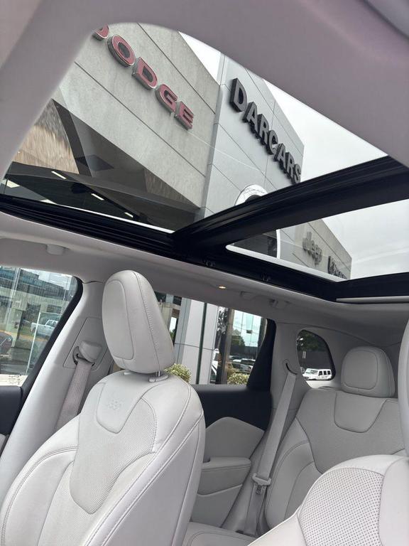 used 2021 Jeep Cherokee car, priced at $19,900