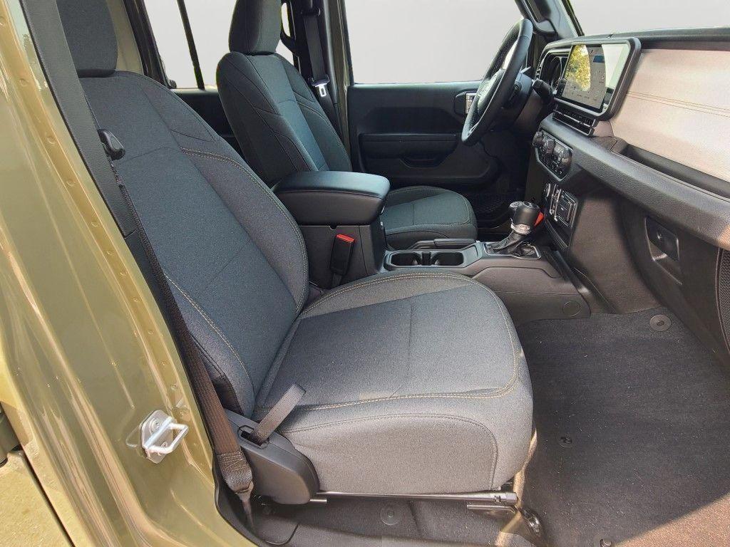 new 2025 Jeep Wrangler car, priced at $47,540
