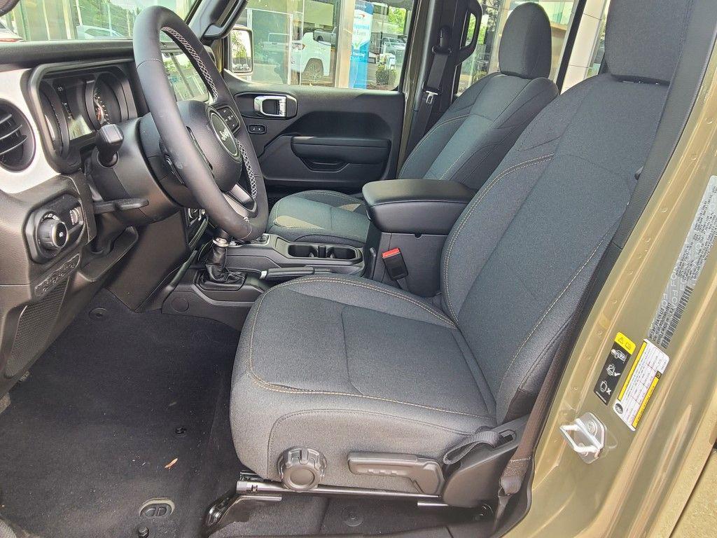 new 2025 Jeep Wrangler car, priced at $47,540
