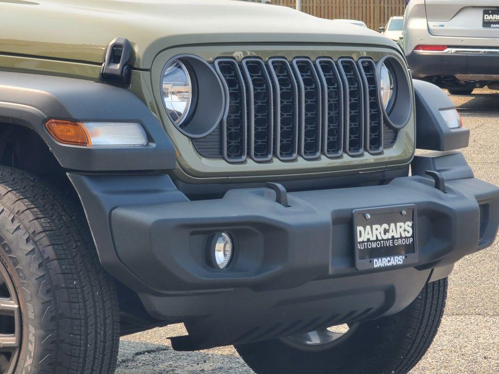 new 2025 Jeep Wrangler car, priced at $47,540