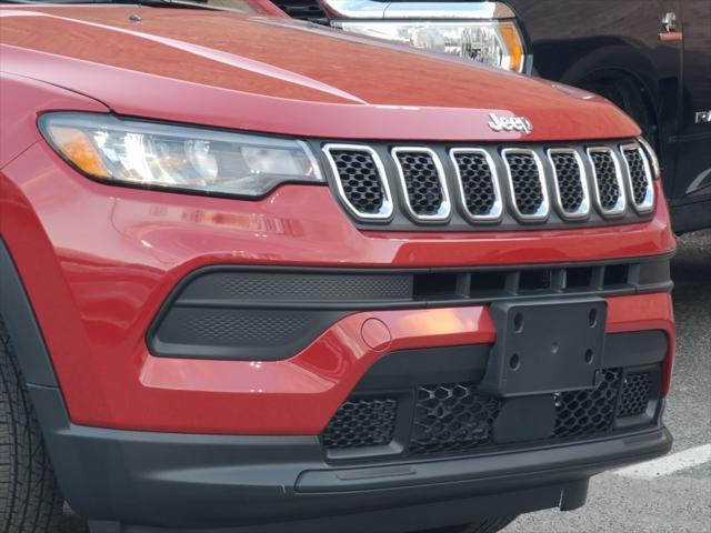 new 2024 Jeep Compass car, priced at $25,847