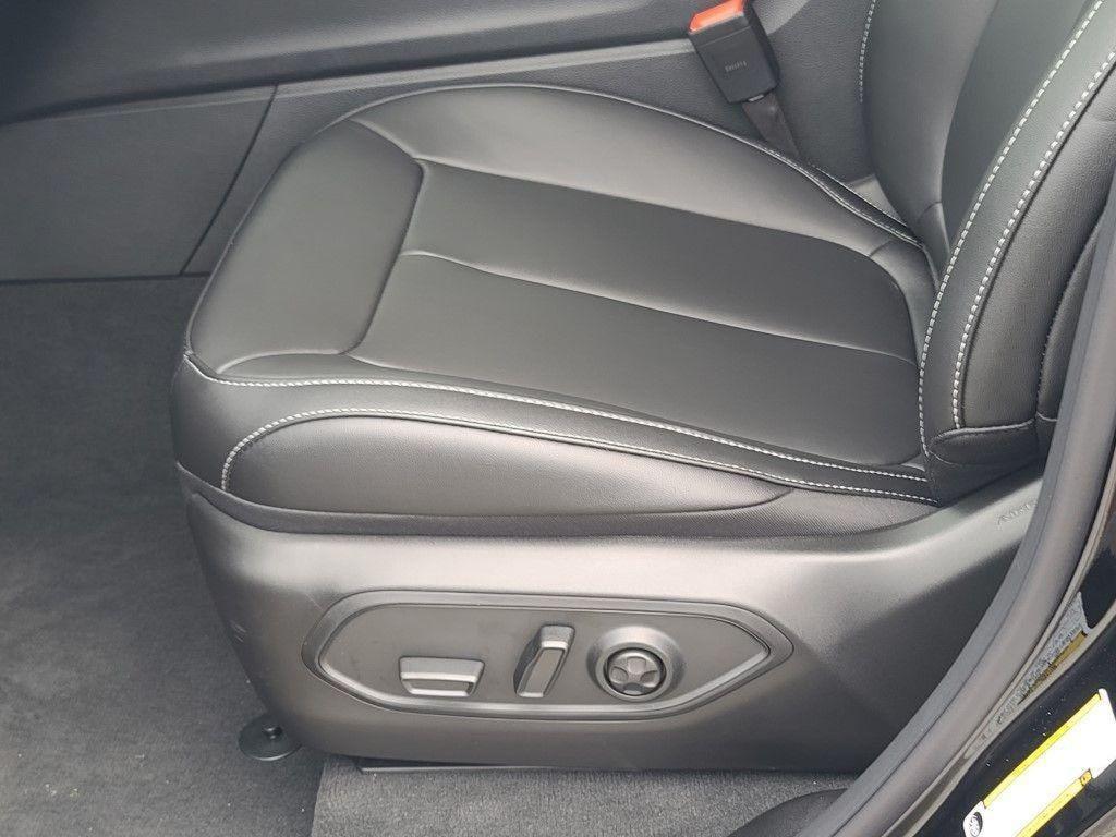 new 2025 Jeep Grand Cherokee car, priced at $43,755