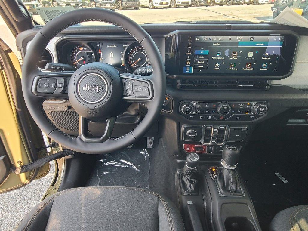 new 2025 Jeep Wrangler car, priced at $47,256