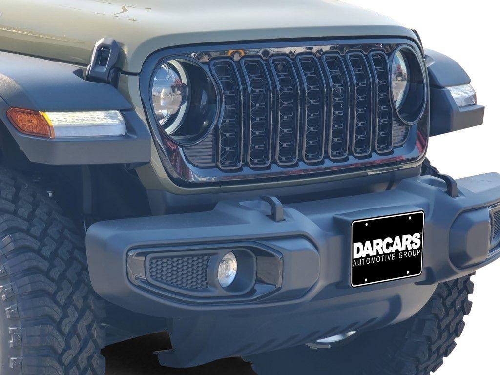new 2025 Jeep Wrangler car, priced at $47,256