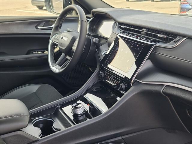 new 2025 Jeep Grand Cherokee L car, priced at $47,675