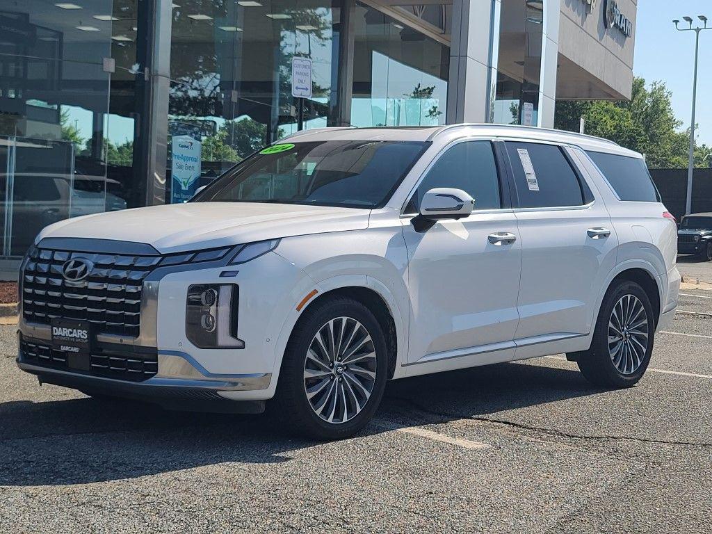 used 2024 Hyundai Palisade car, priced at $35,900