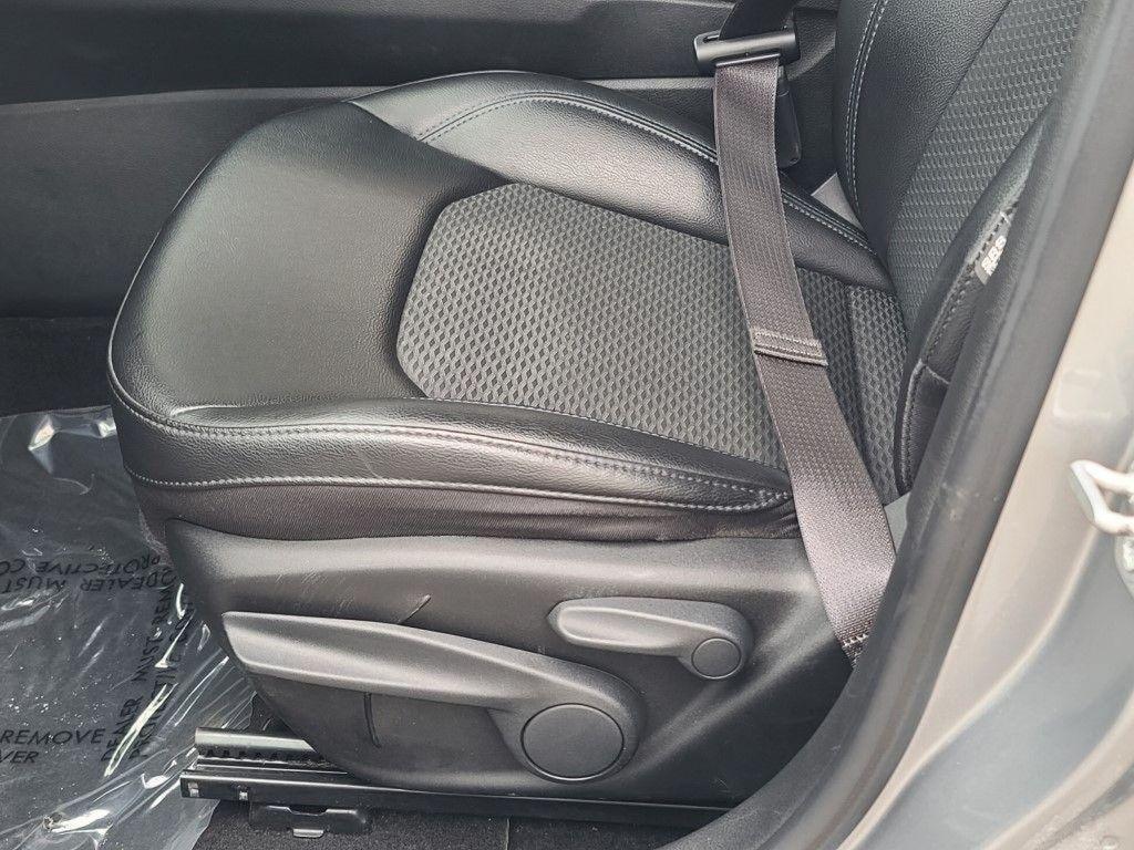 used 2022 Jeep Compass car, priced at $20,900