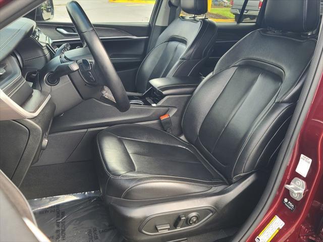 used 2022 Jeep Grand Cherokee car, priced at $28,999
