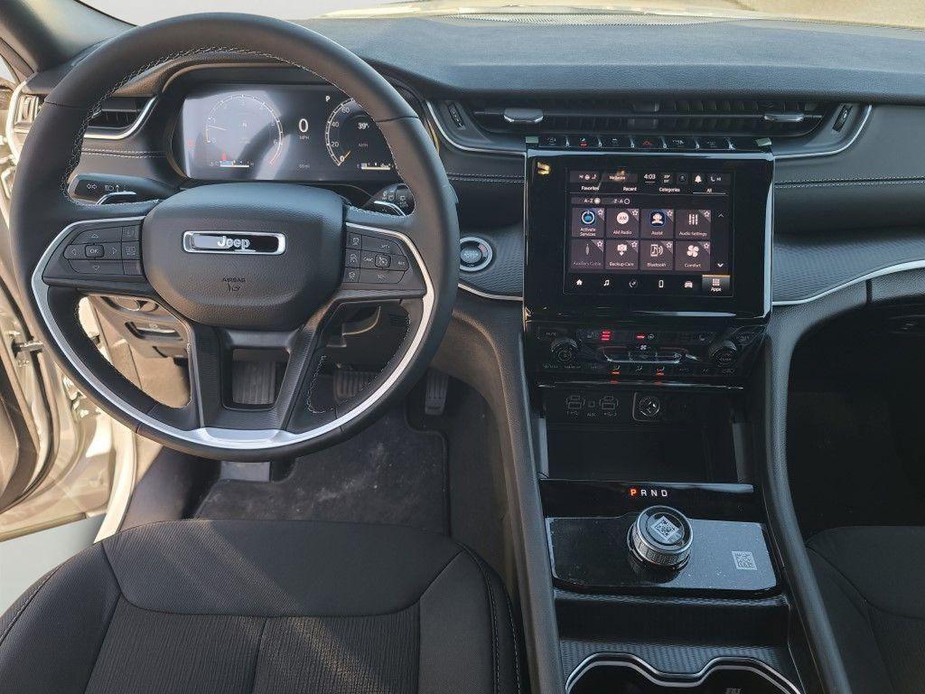 new 2025 Jeep Grand Cherokee L car, priced at $40,816