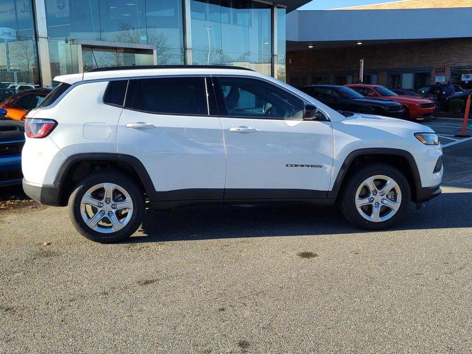 new 2024 Jeep Compass car, priced at $26,047