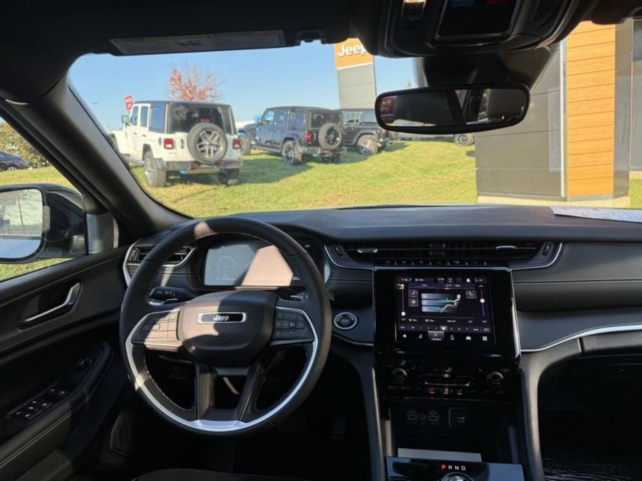 new 2024 Jeep Grand Cherokee L car, priced at $44,338