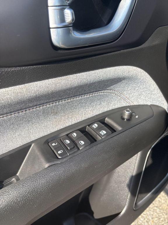 used 2022 Jeep Compass car, priced at $21,900
