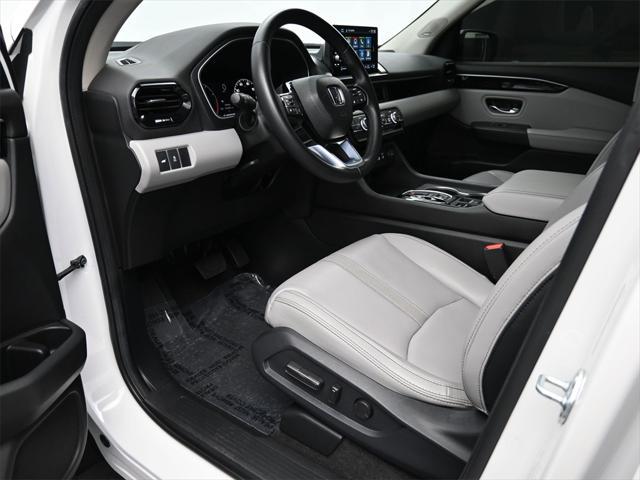used 2024 Honda Pilot car, priced at $43,000