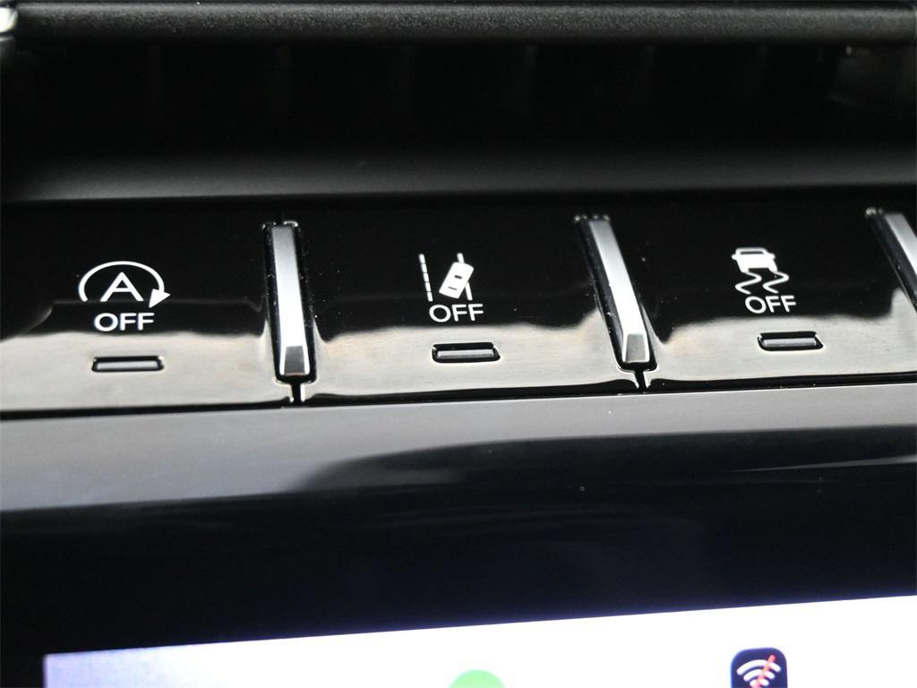 used 2022 Jeep Grand Cherokee car, priced at $36,500