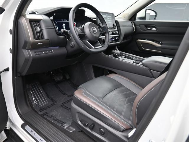 used 2024 Nissan Pathfinder car, priced at $44,000