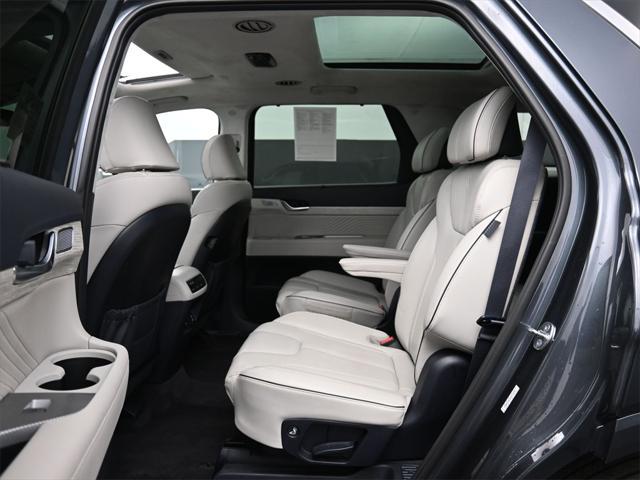 used 2024 Hyundai Palisade car, priced at $41,997