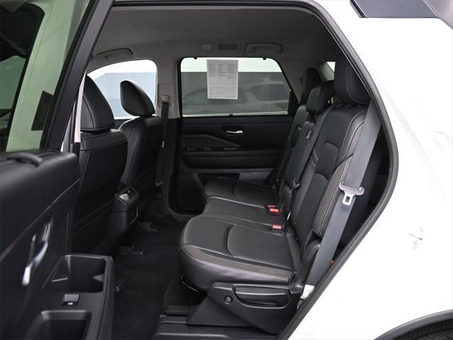 used 2022 Nissan Pathfinder car, priced at $32,250
