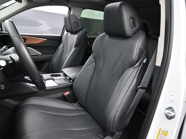 used 2022 Acura MDX car, priced at $37,250