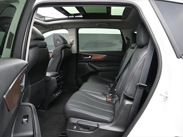 used 2022 Acura MDX car, priced at $37,250