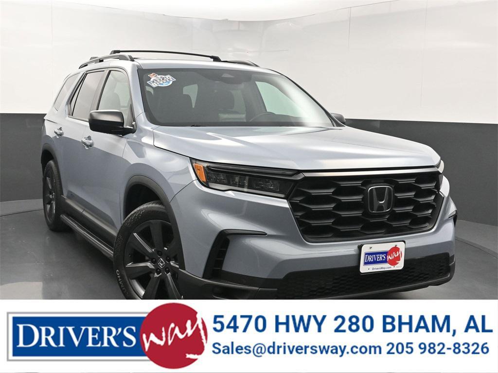 used 2023 Honda Pilot car, priced at $30,750