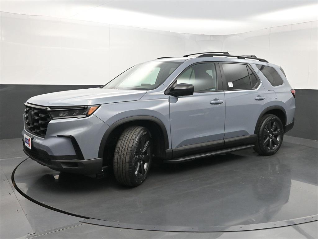 used 2023 Honda Pilot car, priced at $30,750