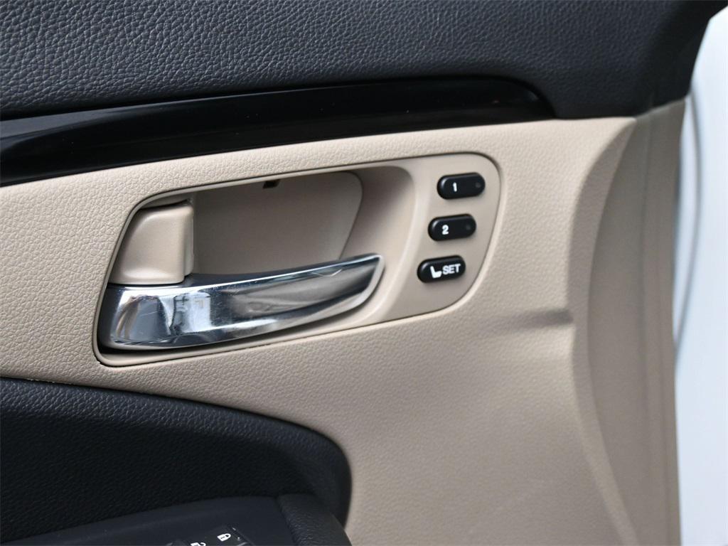 used 2022 Honda Pilot car, priced at $37,500