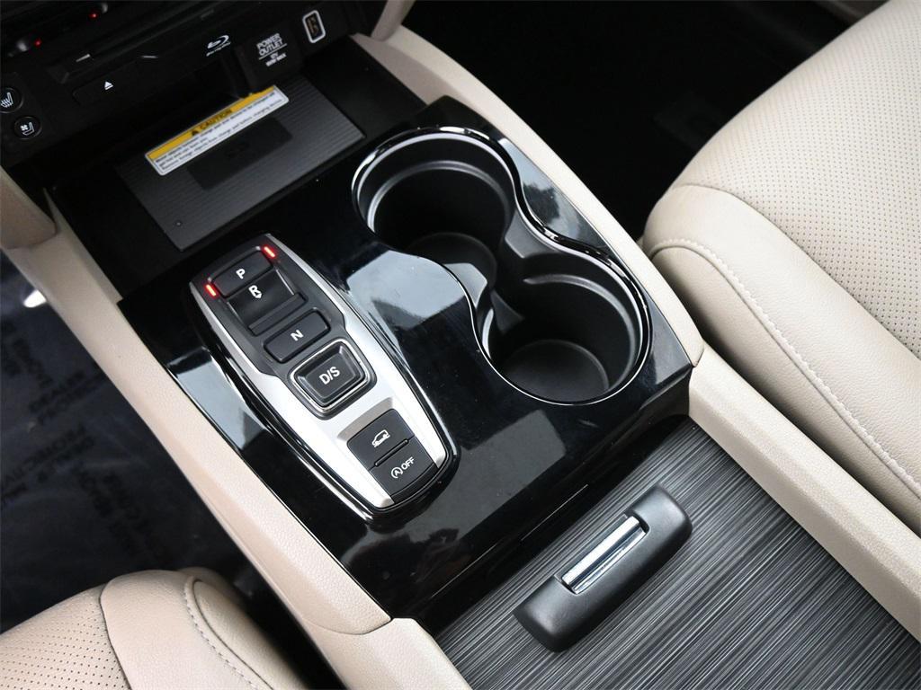 used 2022 Honda Pilot car, priced at $37,500