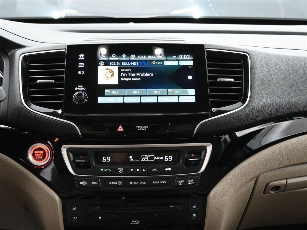 used 2022 Honda Pilot car, priced at $37,500