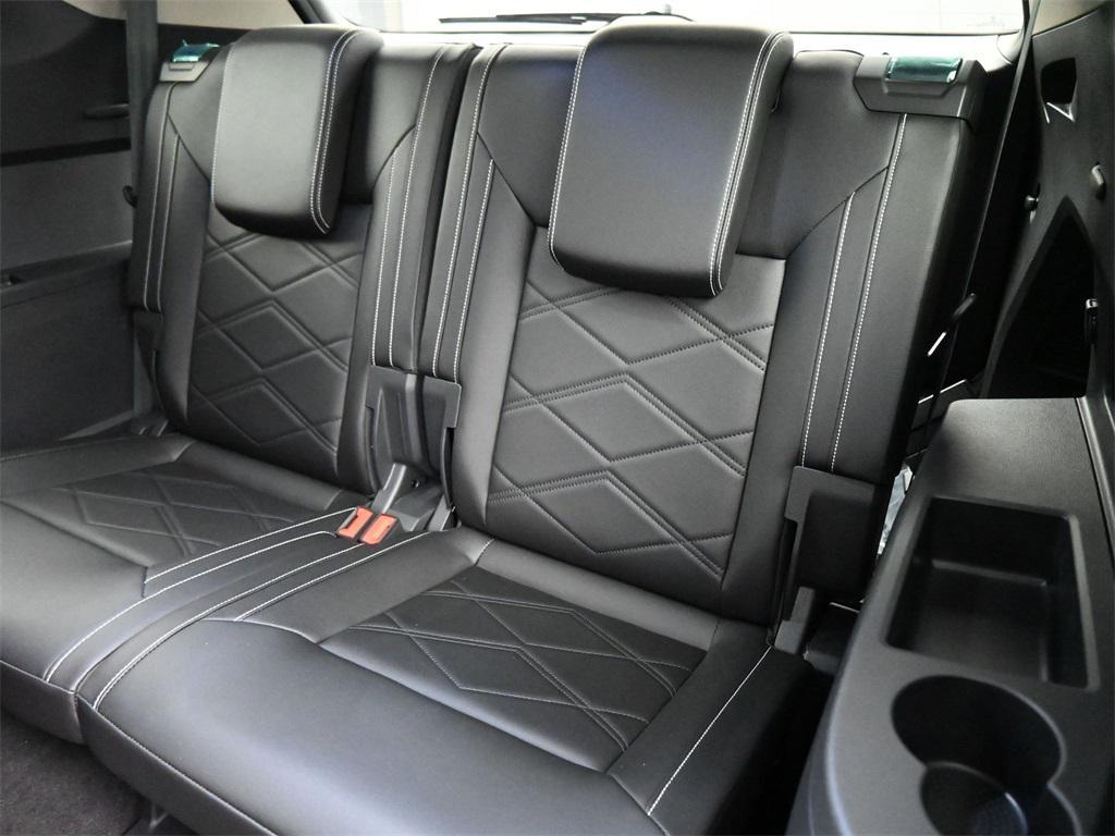 used 2024 Volkswagen Atlas car, priced at $30,500