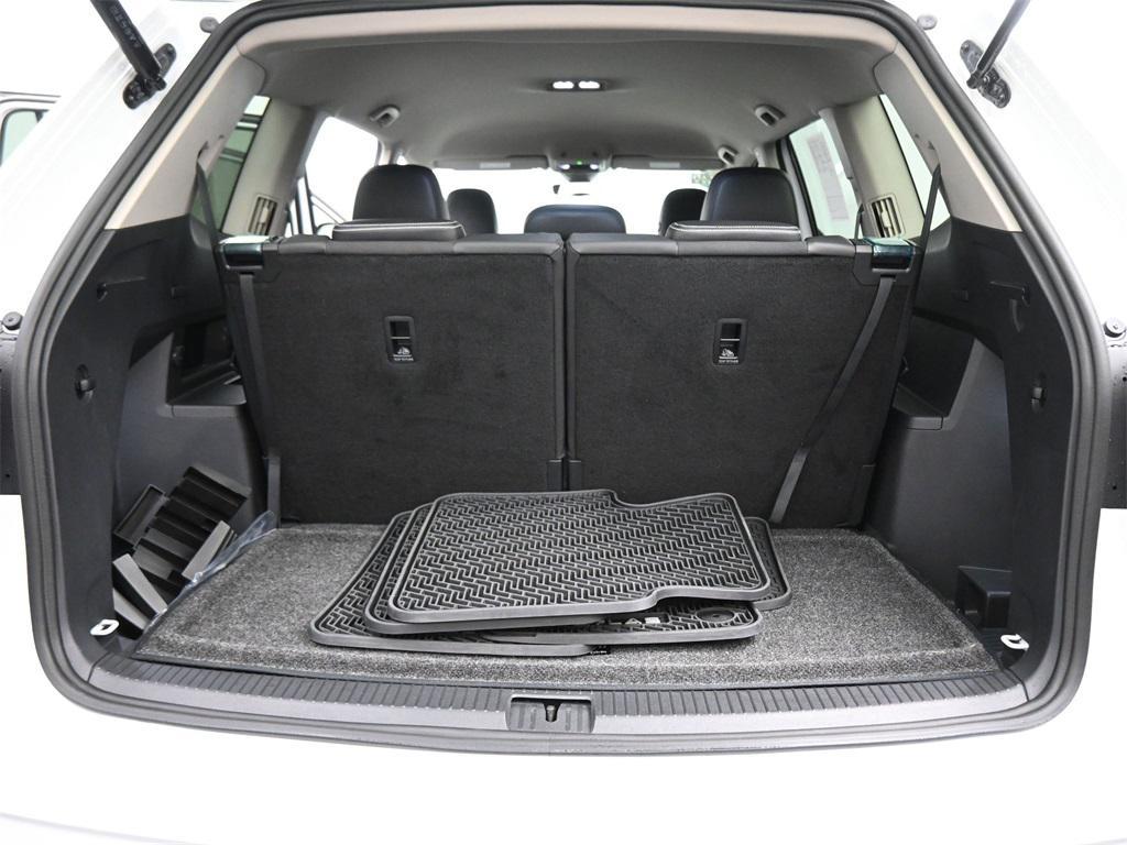 used 2024 Volkswagen Atlas car, priced at $30,500