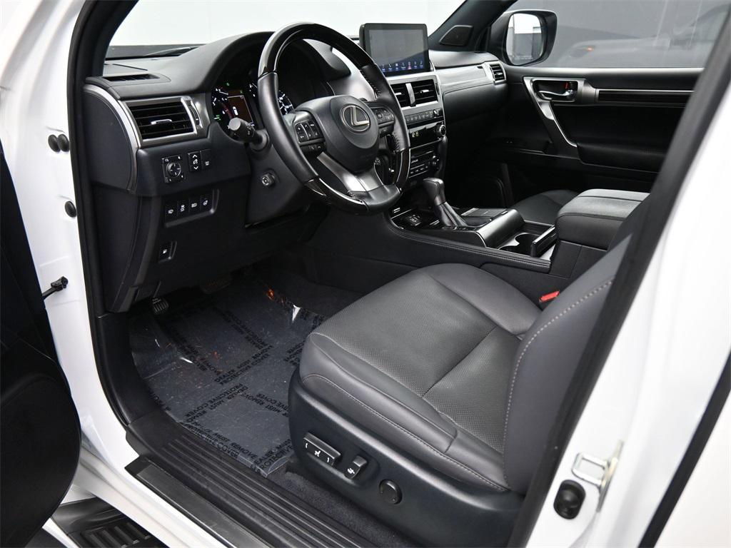 used 2023 Lexus GX 460 car, priced at $58,000