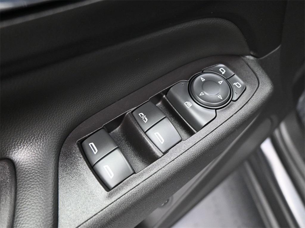 used 2022 Chevrolet Equinox car, priced at $21,000