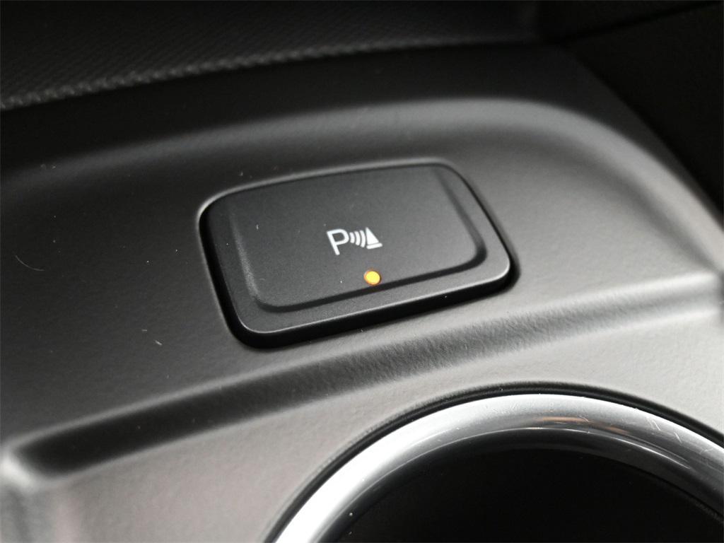 used 2022 Chevrolet Equinox car, priced at $21,000